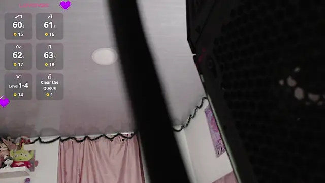 Snapshot of violett_brown9 chatting on 06-12-26, 06:33 violett brown9 online show from 06-12-26, 06:33
