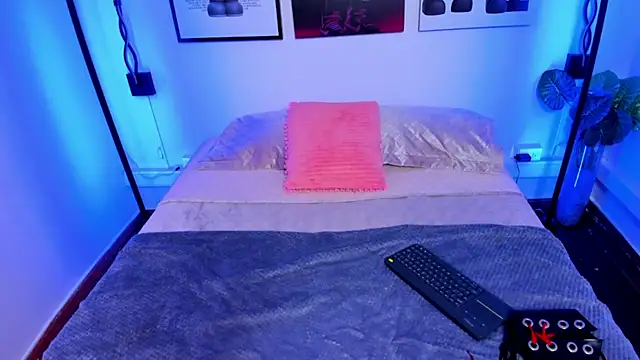 kyoto Aoki online show from 01-13-26, 07:29