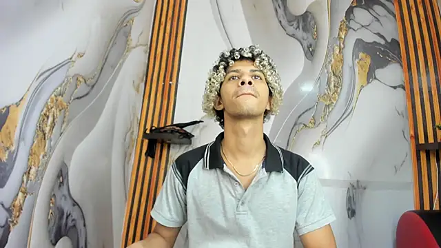 Victor LatinBoy online show from 01-17-26, 12:31