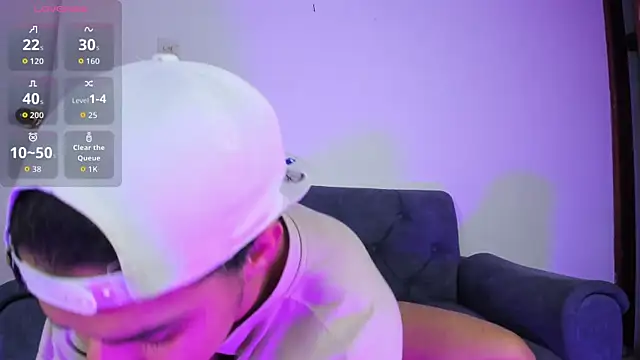 Victor LatinBoy online show from 04-04-26, 01:06