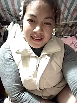 Lucky cutee online show from 02-23-26, 12:28