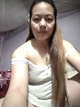 Snapshot of Lucky_cutee chatting on 06-26-26, 01:00 Lucky cutee online show from 06-26-26, 01:00