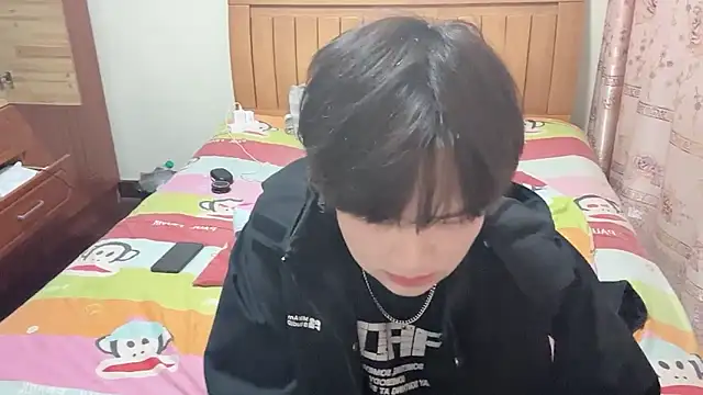 junnan001 online show from 02-25-26, 10:59