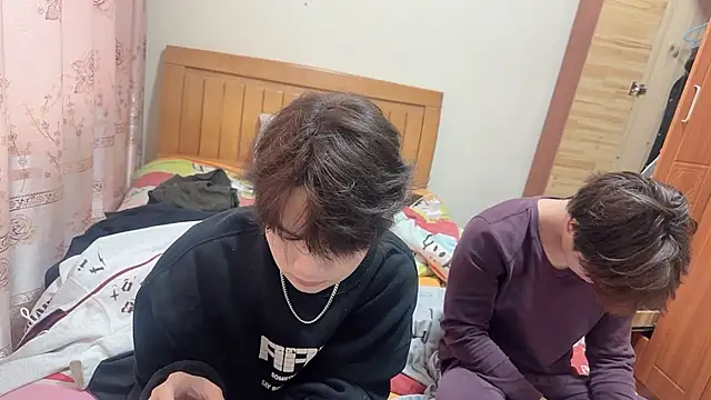 junnan001 online show from 02-28-26, 09:09