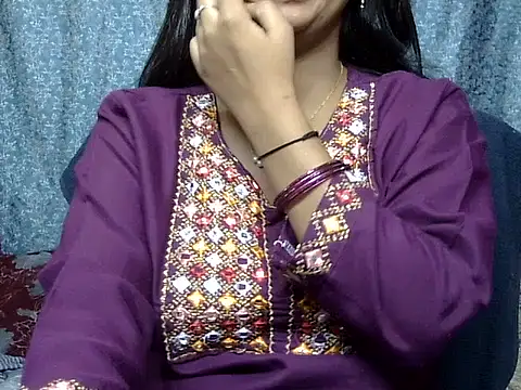 cute Dirty Diva online show from 05-07-26, 04:10