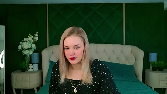 Molly Voss online show from 02-13-26, 03:01