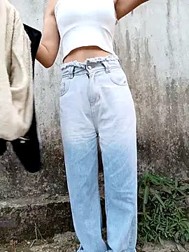 Snapshot of hangnga89 chatting on 02-07-26, 12:29 hangnga89 online show from 02-07-26, 12:29