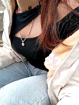 Snapshot of hangnga89 chatting on 02-03-26, 06:40 hangnga89 online show from 02-03-26, 06:40