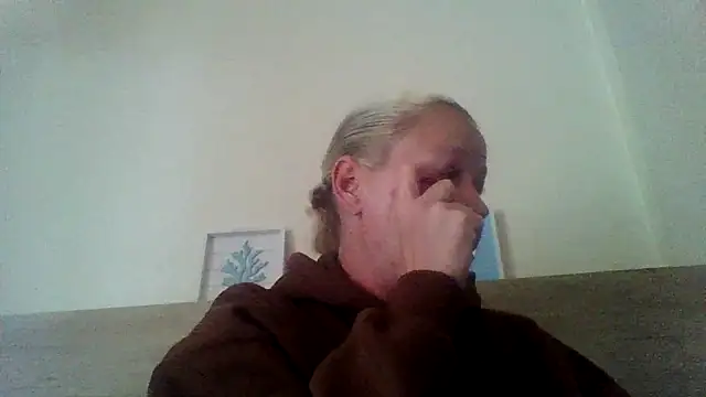 Snapshot of jennyblondeuk chatting on 05-01-26, 05:40 jennyblondeuk online show from 05-01-26, 05:40