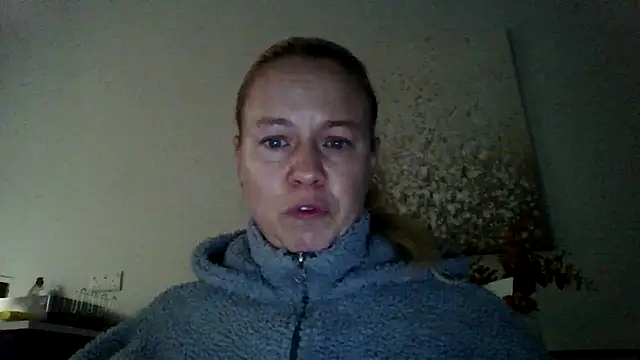 jennyblondeuk online show from 03-11-26, 06:24