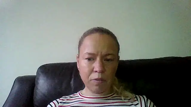 jennyblondeuk online show from 01-18-26, 03:15