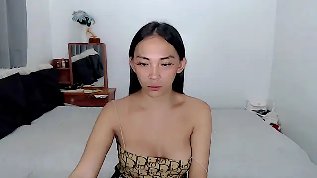 imyour innocent online show from 04-03-26, 04:35