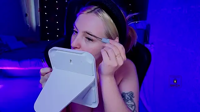 Eva Vibe  online show from 03-27-26, 05:27