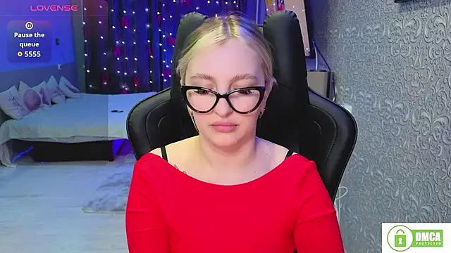 Eva Vibe  online show from 01-14-26, 05:27