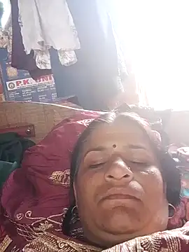 CUTE Ishpa online show from 02-21-26, 09:44