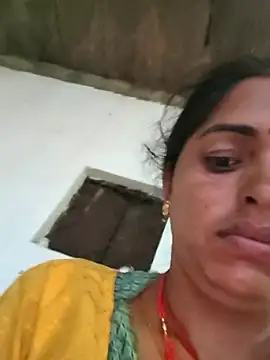 Snapshot of Mahima_rani34 chatting on 06-14-26, 11:50 Mahima rani34 online show from 06-14-26, 11:50