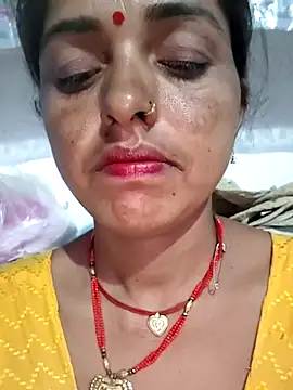 Snapshot of Mahima_rani34 chatting on 05-15-26, 10:08 Mahima rani34 online show from 05-15-26, 10:08