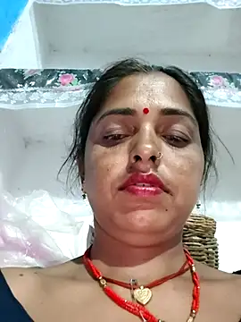 Snapshot of Mahima_rani34 chatting on 05-12-26, 09:43 Mahima rani34 online show from 05-12-26, 09:43