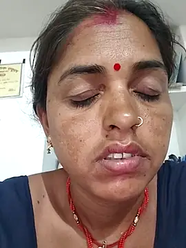Snapshot of Mahima_rani34 chatting on 05-27-26, 09:55 Mahima rani34 online show from 05-27-26, 09:55