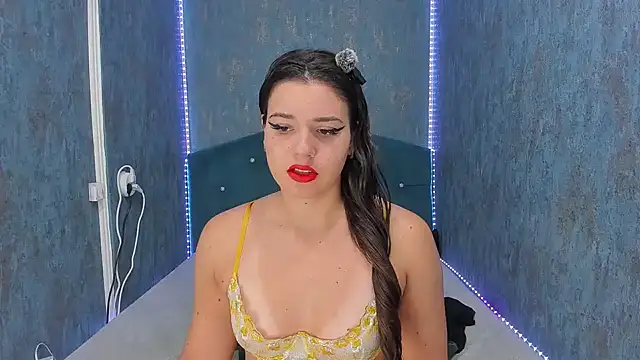 RedAssHottie online show from 09-20-25, 03:11