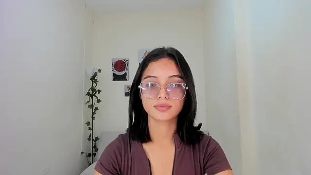 Snapshot of Zenith_glow chatting on 01-07-26, 03:22 Zenith glow online show from 01-07-26, 03:22