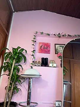  zoe bakerr online show from 03-30-26, 05:14