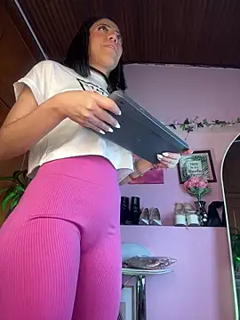  zoe bakerr online show from 03-18-26, 03:57