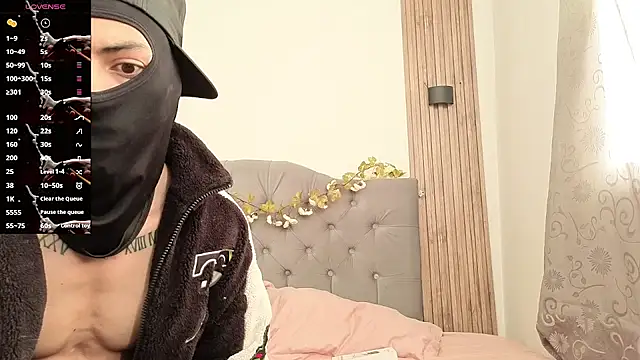 Snapshot of cute_emmma chatting on 05-18-26, 11:26 cute emmma online show from 05-18-26, 11:26
