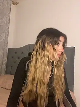 cute emmma online show from 02-22-26, 10:50