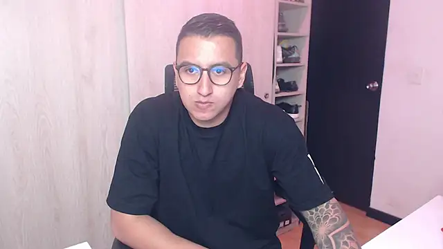 DanteVesper online show from 04-08-26, 01:40