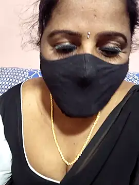 Snapshot of siri_tamiltelugu chatting on 02-24-26, 04:08 siri tamiltelugu online show from 02-24-26, 04:08