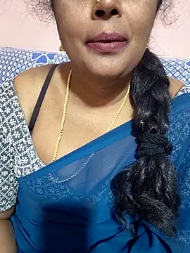 Snapshot of siri_tamiltelugu chatting on 02-15-26, 07:42 siri tamiltelugu online show from 02-15-26, 07:42