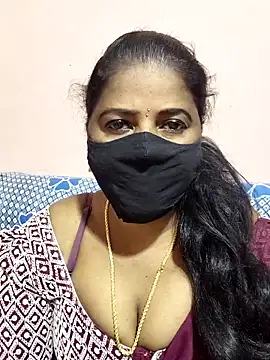 Snapshot of siri_tamiltelugu chatting on 02-17-26, 01:14 siri tamiltelugu online show from 02-17-26, 01:14