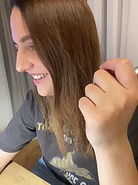 AliceAlicee online show from 01-13-26, 04:22