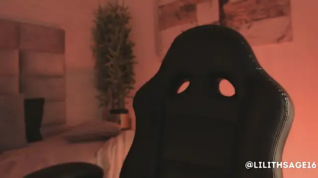 Lilith Sage  online show from 03-31-26, 08:33