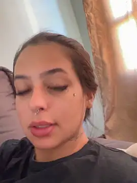 jujuarantes  2026 online show from 04-15-26, 02:54