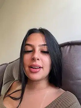 Snapshot of jujuarantes__2026 chatting on 05-05-26, 02:09 jujuarantes 2026 online show from 05-05-26, 02:09