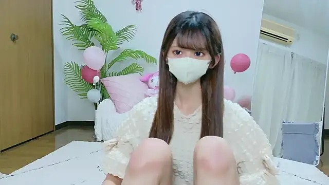 Snapshot of Kiki-jpn chatting on 06-17-26, 09:52 Kiki-jpn online show from 06-17-26, 09:52
