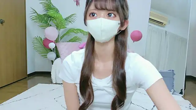 Snapshot of Kiki-jpn chatting on 06-16-26, 01:11 Kiki-jpn online show from 06-16-26, 01:11