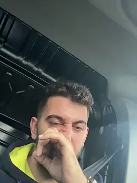 akindrv1 online show from 12-23-25, 06:56