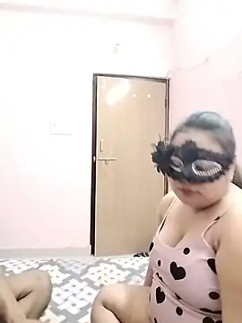 Snapshot of DesiSeductress chatting on 06-19-26, 05:08 DesiSeductress online show from 06-19-26, 05:08