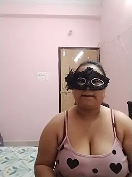 Snapshot of DesiSeductress chatting on 07-03-26, 08:37 DesiSeductress online show from 07-03-26, 08:37