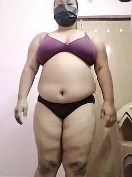 Snapshot of DesiSeductress chatting on 01-18-26, 03:15 DesiSeductress online show from 01-18-26, 03:15