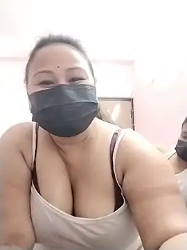 Snapshot of DesiSeductress chatting on 02-26-26, 04:51 DesiSeductress online show from 02-26-26, 04:51