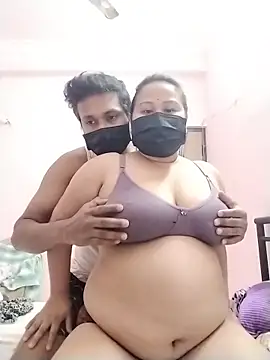 Snapshot of DesiSeductress chatting on 02-06-26, 12:12 DesiSeductress online show from 02-06-26, 12:12