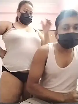 Snapshot of DesiSeductress chatting on 03-01-26, 05:13 DesiSeductress online show from 03-01-26, 05:13