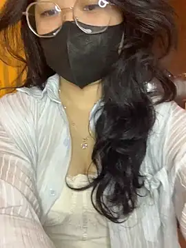 Sofiababy22 online show from 02-11-26, 03:34