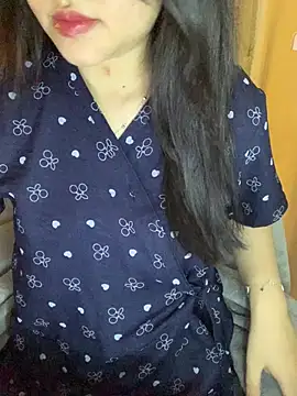 Sofiababy22 online show from 04-15-26, 03:49