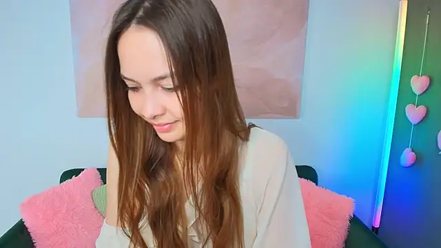 Snapshot of Adele_Farrell chatting on 06-25-26, 02:20 Adele Farrell online show from 06-25-26, 02:20
