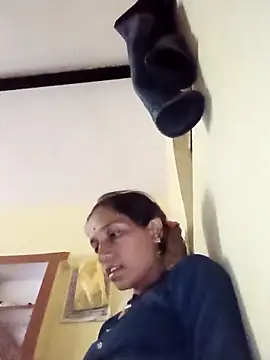 Karishma singh online show from 04-07-26, 02:41